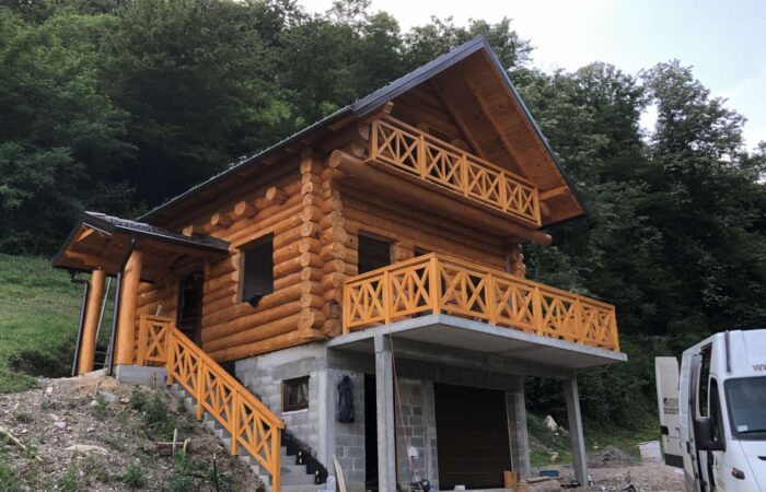 Drvena kuća od balvana - Ljubovija