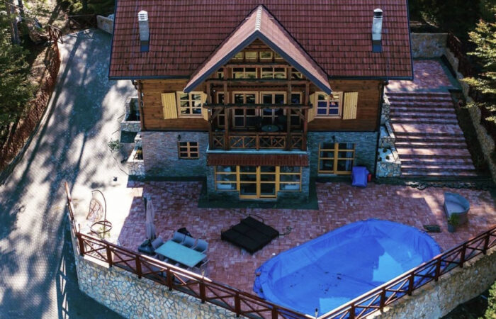 Brvnara - Drvena kuća od ravnih brvana – dasaka - Tornik 2