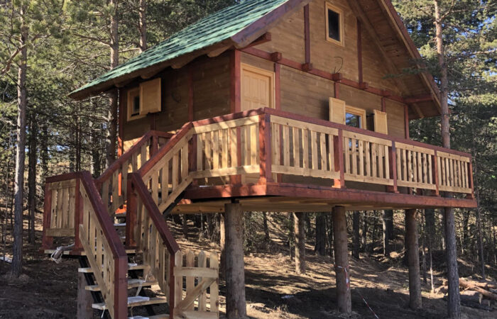 Brvnara - Drvena kuća od ravnih brvana – dasaka - Borova Glava