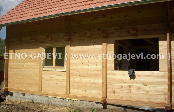 Brvnara - Drvena kuća od ravnih brvana – dasaka - Mokra Gora 2
