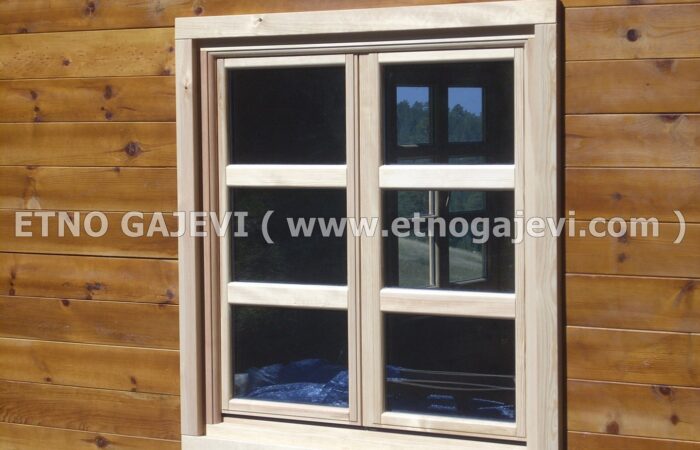 Brvnara - Drvena kuća od ravnih brvana – dasaka - Tornik 2