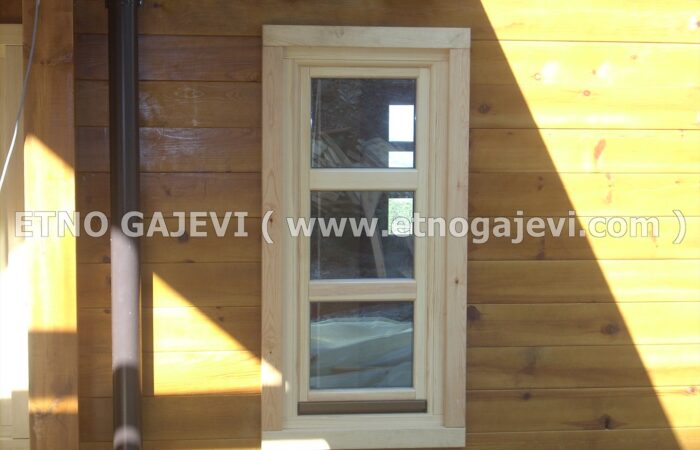 Brvnara - Drvena kuća od ravnih brvana – dasaka - Tornik 2