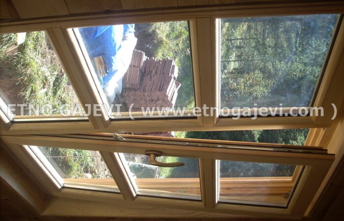 Brvnara - Drvena kuća od ravnih brvana – dasaka - Tornik 2