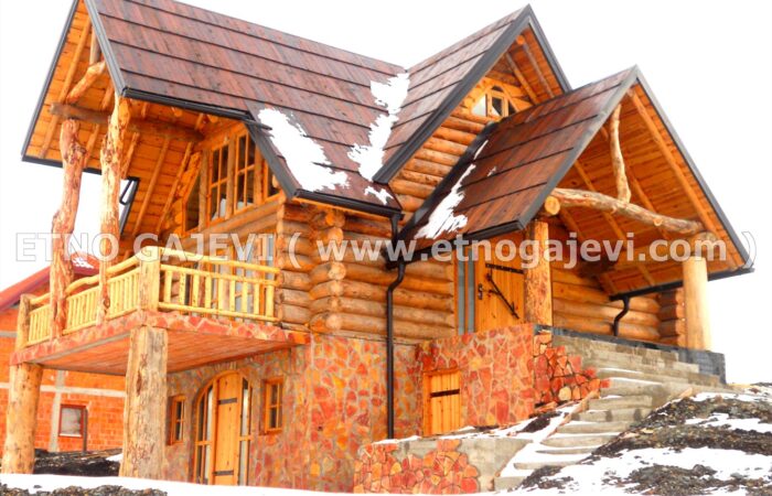 Drvena kuća od balvana - Zlatibor 1