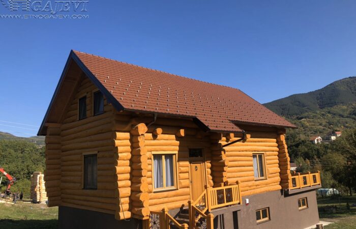 Drvena kuća od balvana - Kopaonik