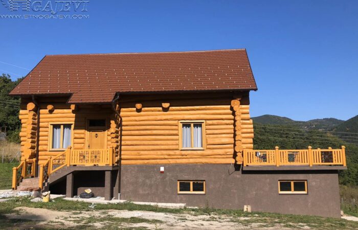 Drvena kuća od balvana - Kopaonik