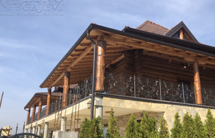 Drvena kuća od balvana - Zlatibor 2