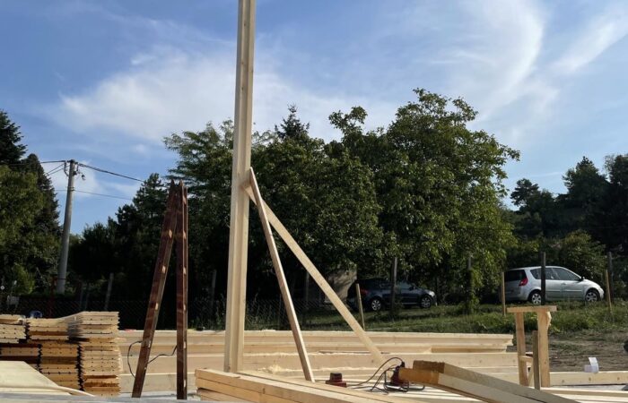 Drvena kuća ravna brvna - Grocka