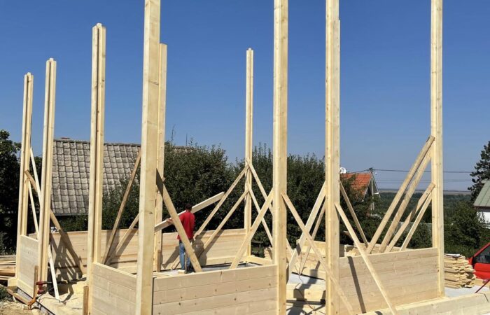 Drvena kuća ravna brvna - Grocka