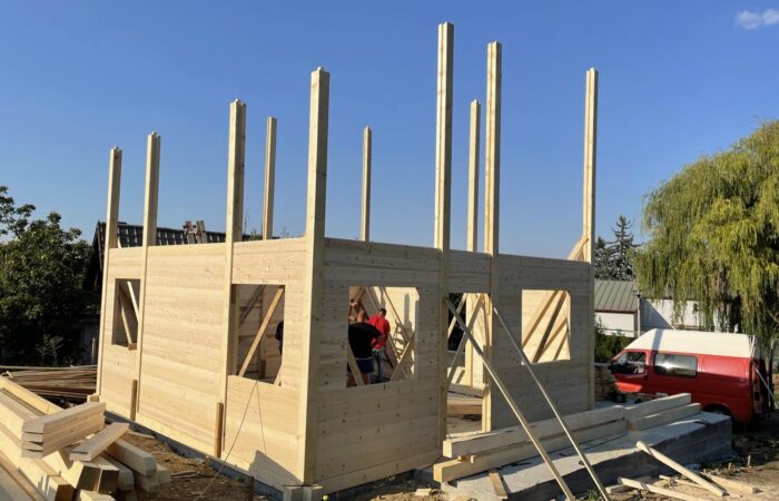 Drvena kuća ravna brvna - Grocka